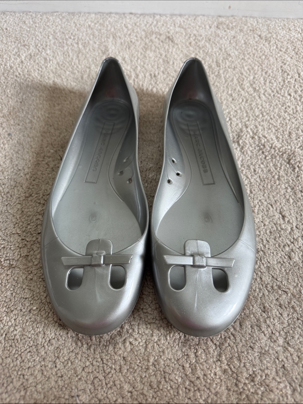 Marc Jacobs Metallic Jelly Silver Ballet Flats with Cutout Bow